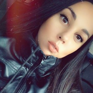 Meet your Posher, Hope